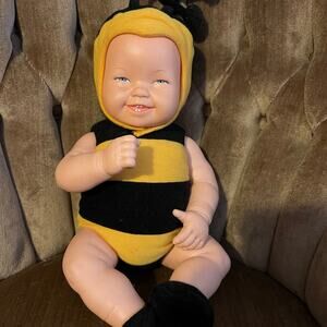 Anne Geddes Bumble Bee Baby Doll 15" Hard Body Poseable  Jointed Large Smiling